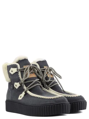Aby R Women's Heritage Moccasin Boot