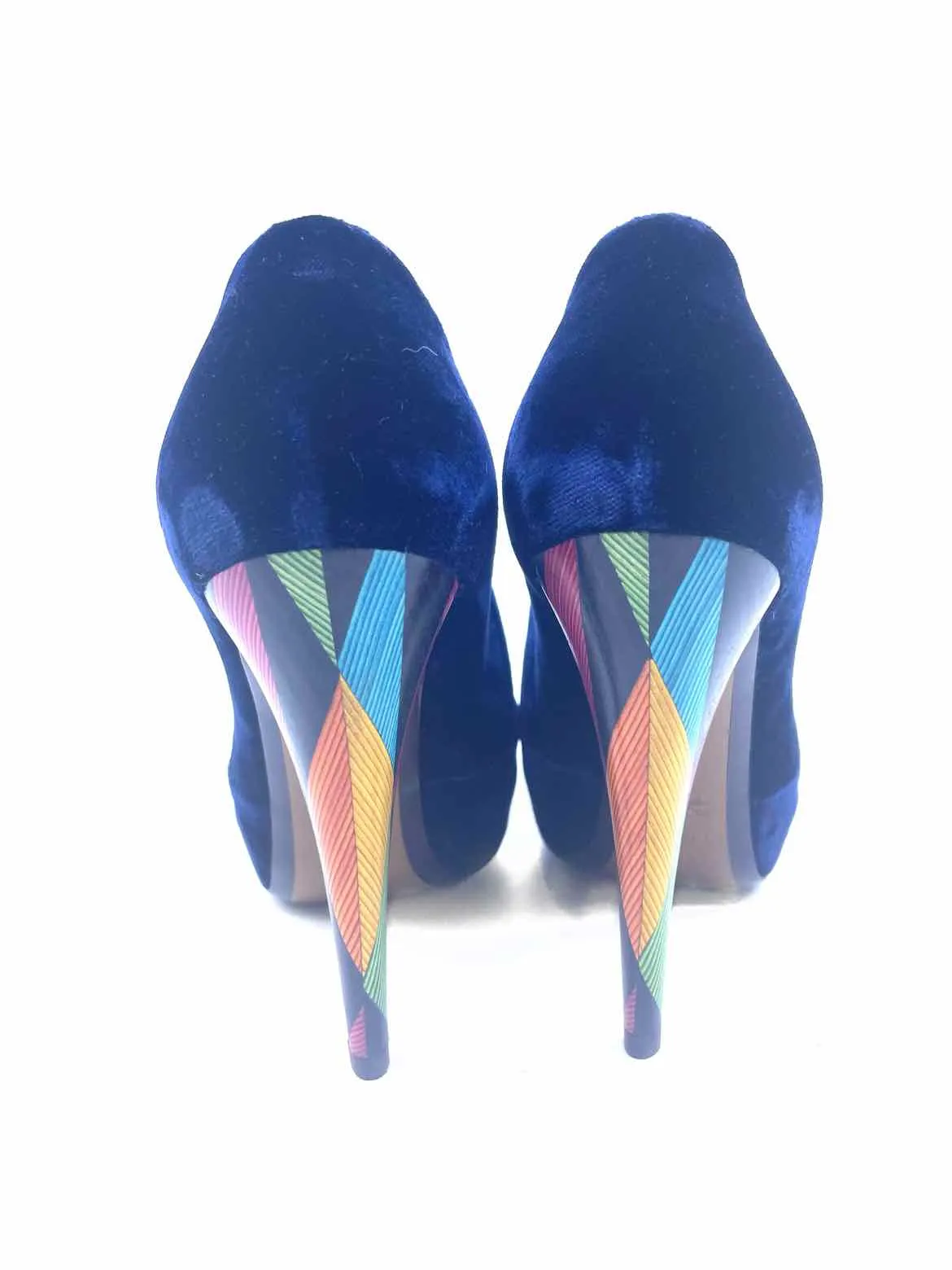 FENDI Size 7 Navy Velvet Solid Pumps