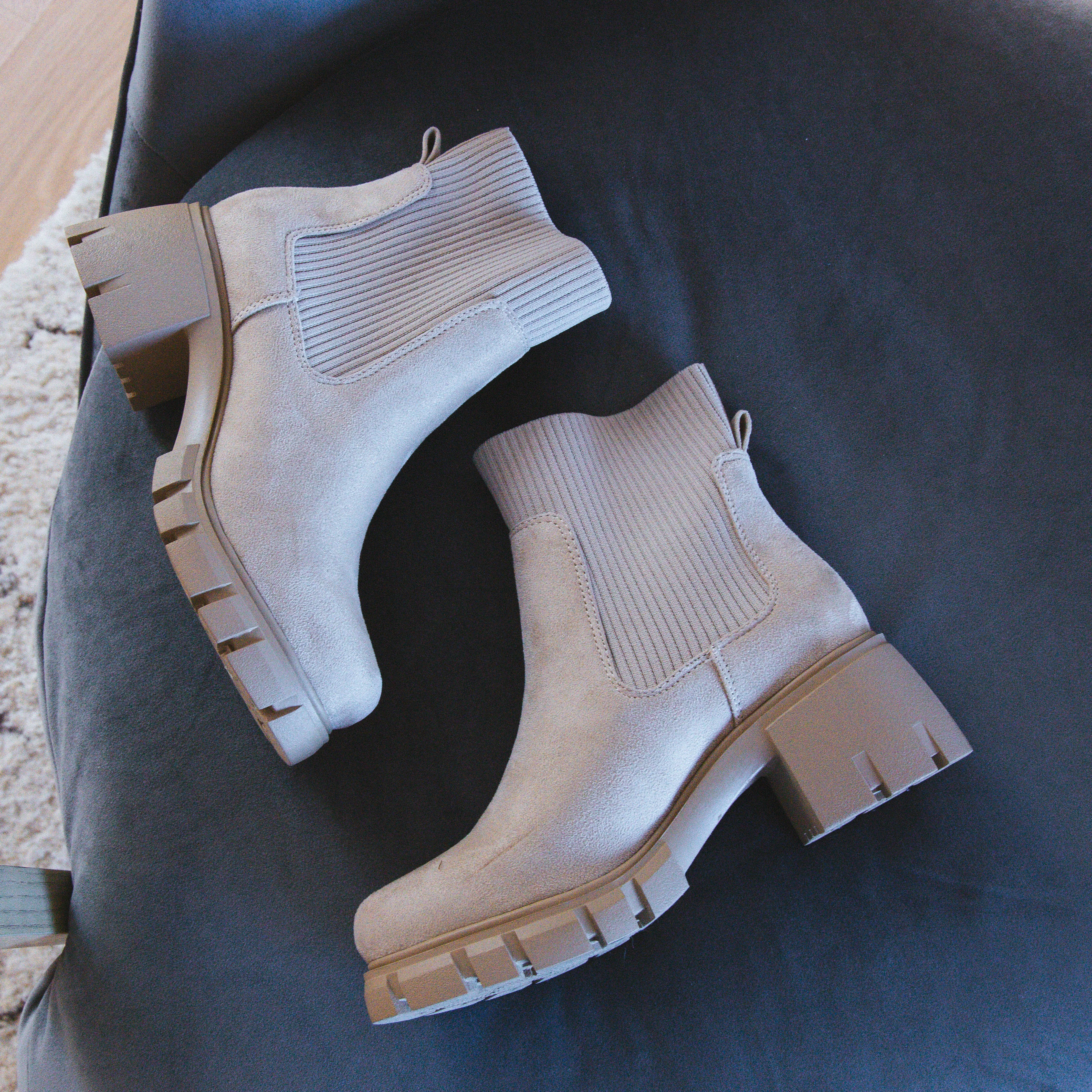 Zordy Ribbed Ankle Lug Sole Chelsea Boot, Wheat